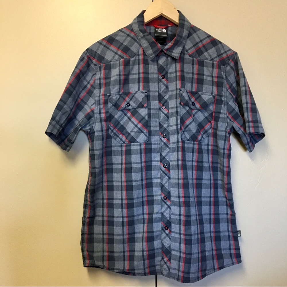 The North Face Button Down flannel short sleeve shirt